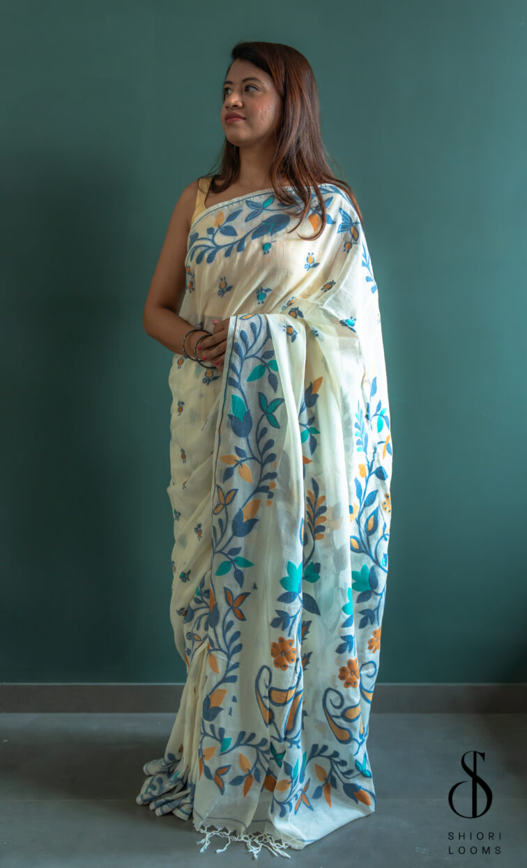 Handwoven pure cotton Jamdani saree in white