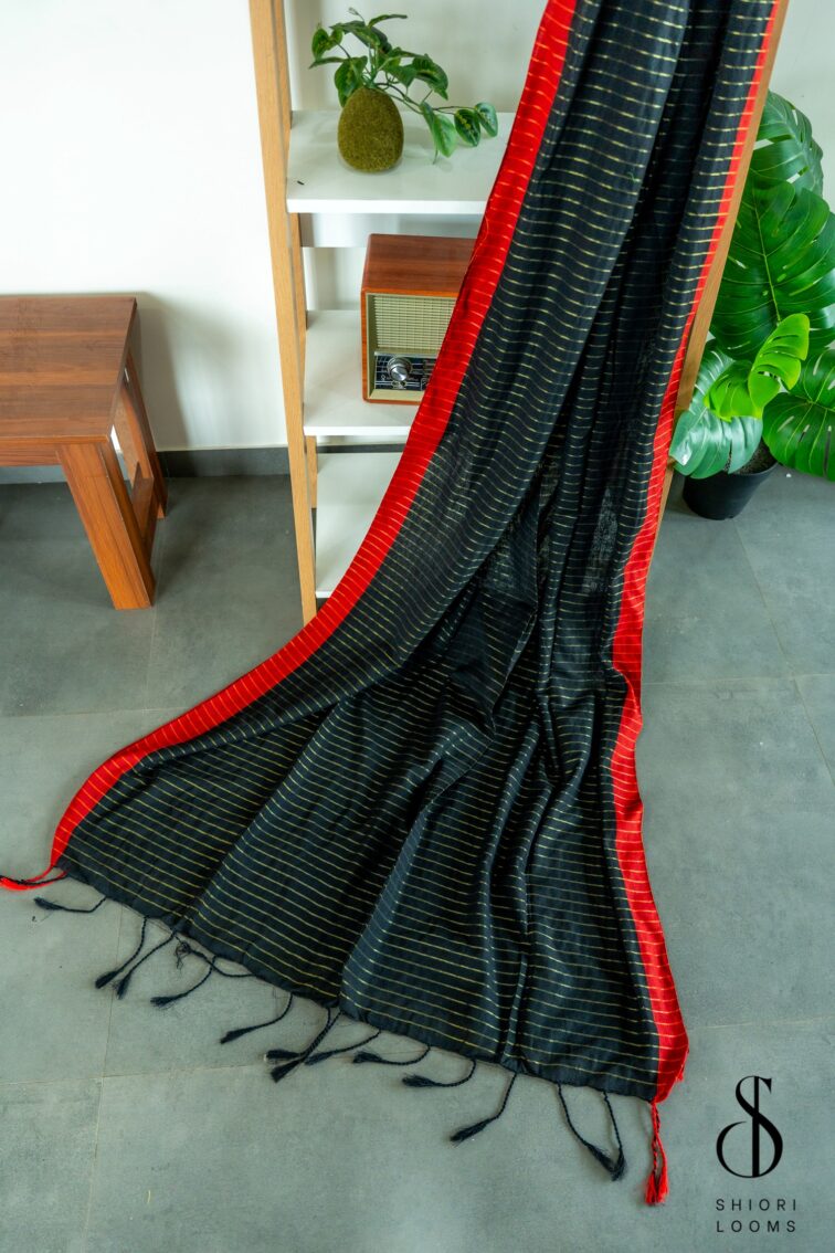 Handloom pure mul cotton saree in black with red border