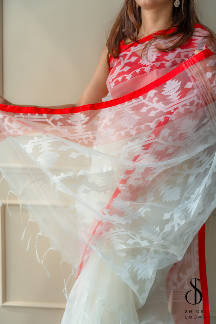 Handwoven Red & White Muslin Cotton Saree
