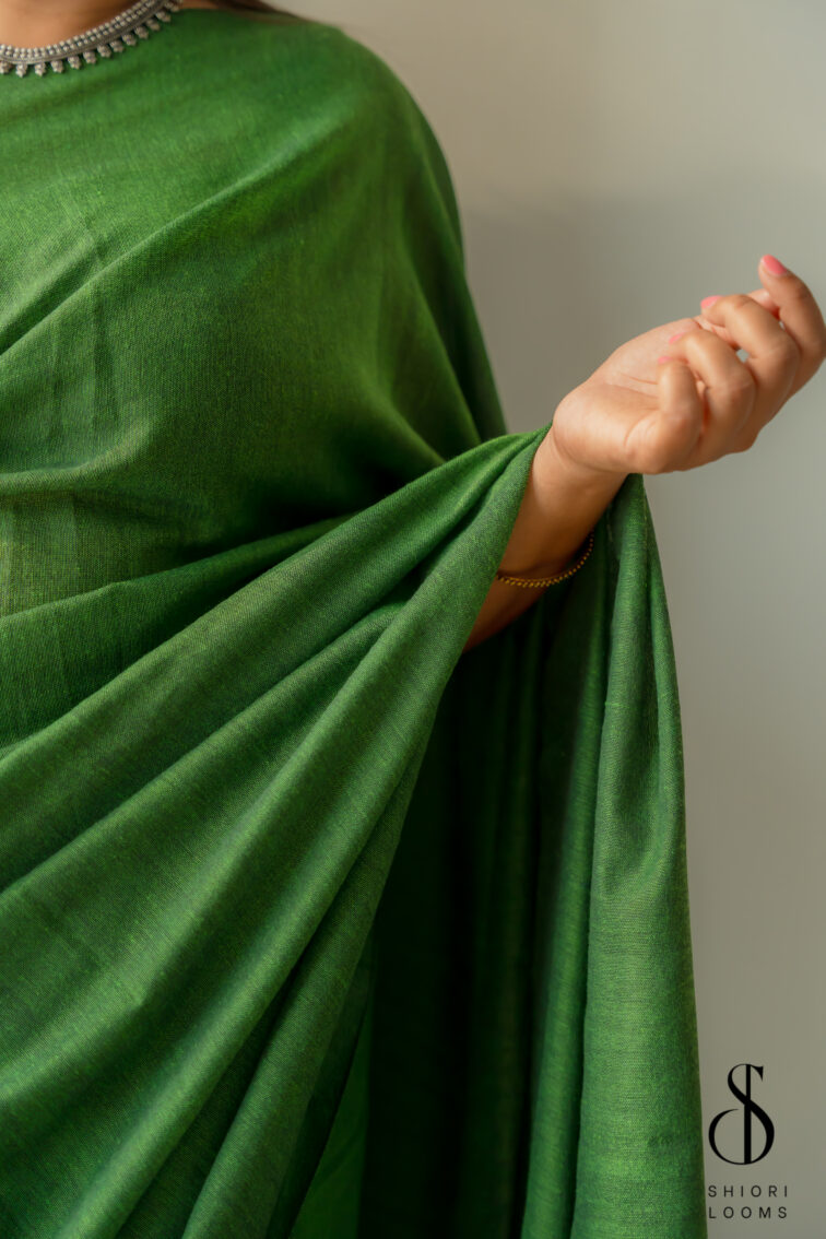 Handwoven Solid Green Cotton Saree