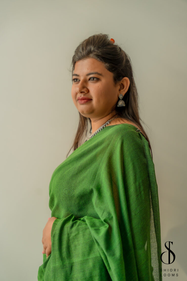 Handwoven Solid Green Cotton Saree