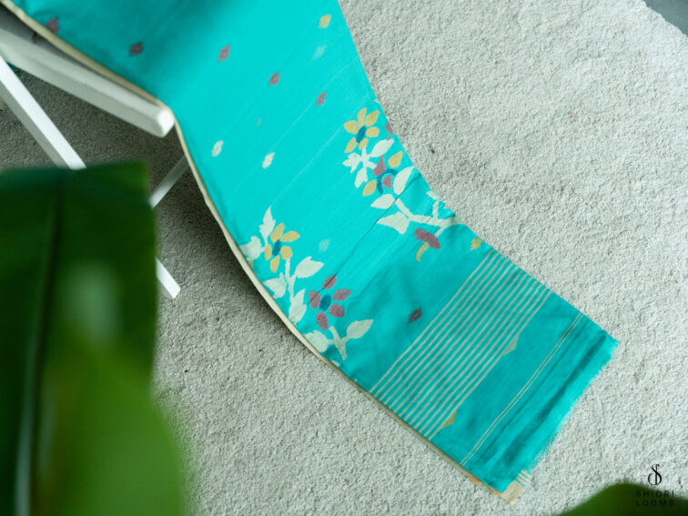 Handwoven Pure cotton Jamdani saree in sea green