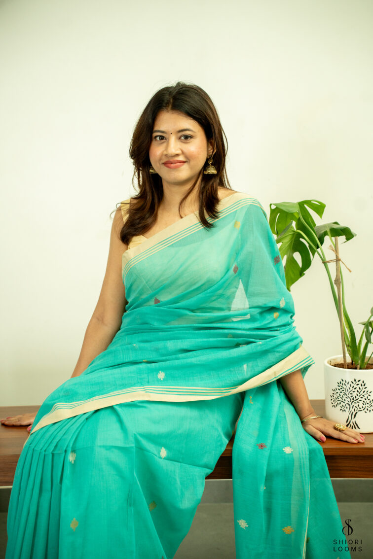 Handwoven Pure cotton Jamdani saree in sea green