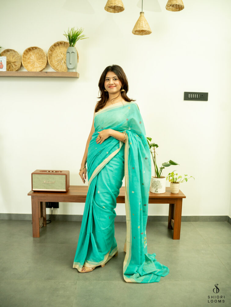 Handwoven Pure cotton Jamdani saree in sea green
