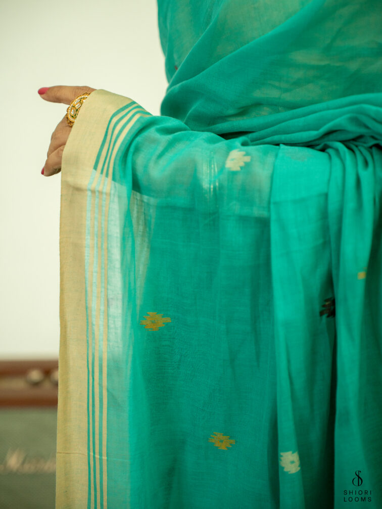 Handwoven Pure cotton Jamdani saree in sea green