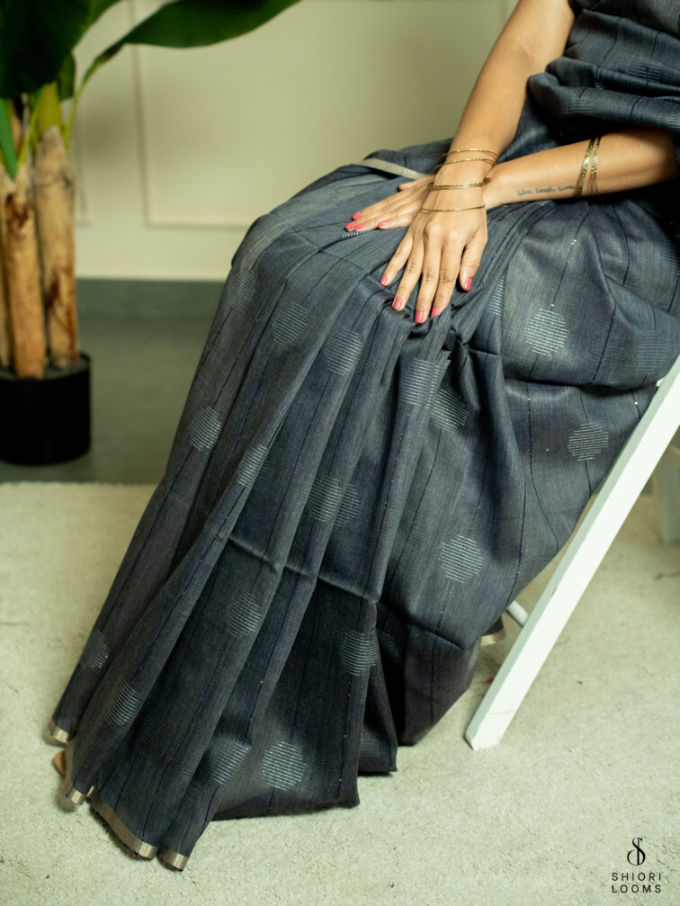 Handwoven Matka silk saree in navy blue