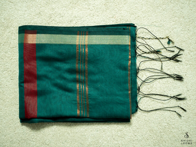 Handwoven Cotton silk saree in Dark Green