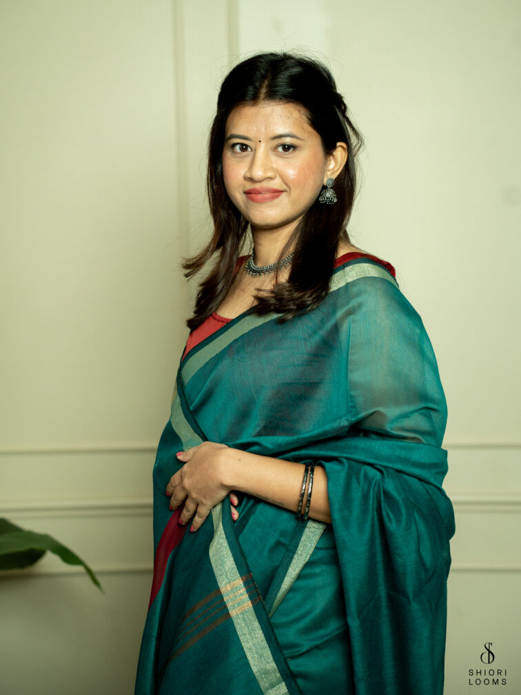 Handwoven Cotton silk saree in Dark Green