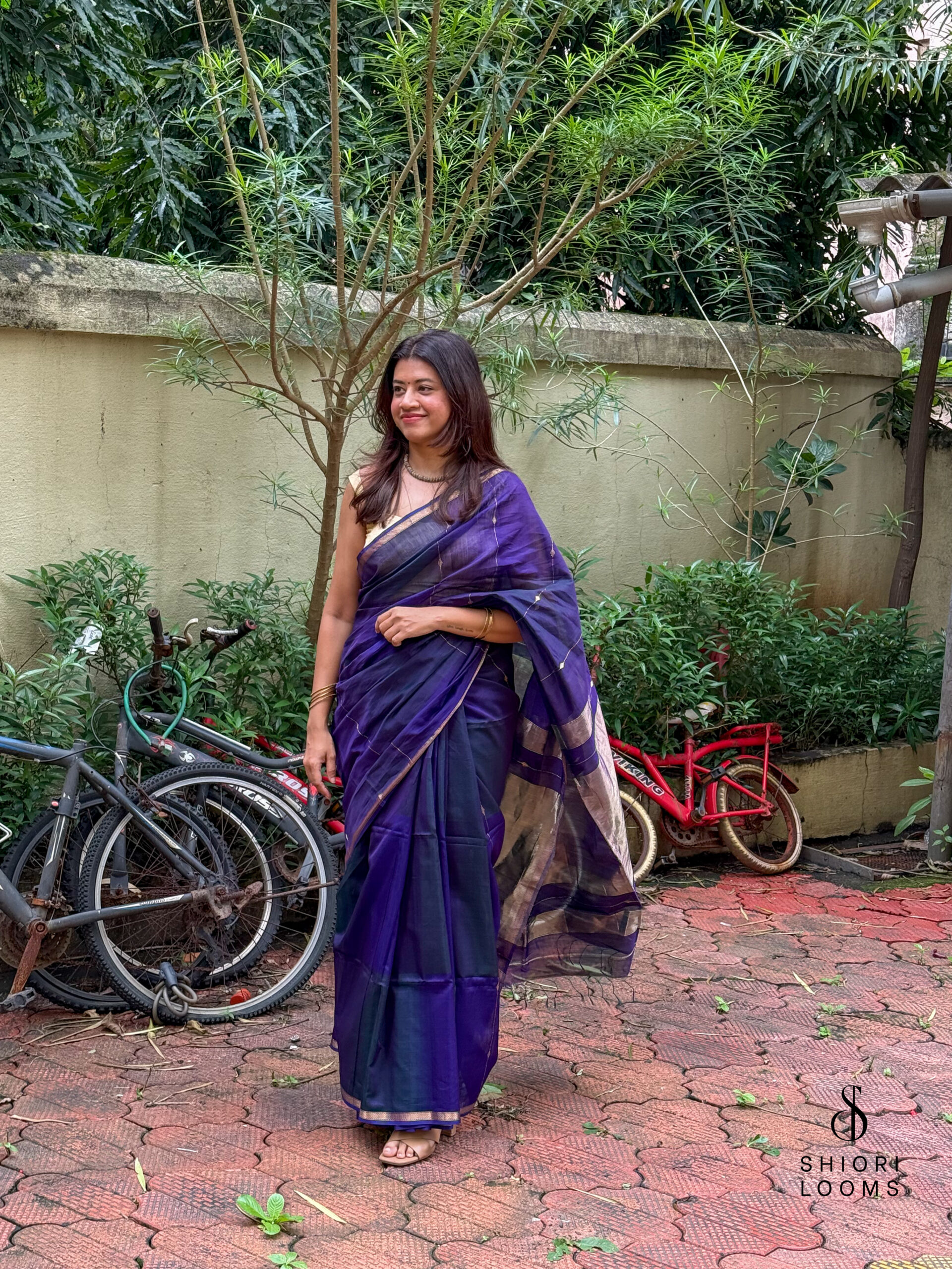 Handwoven Silk Cotton Maheshwari Saree in Violet