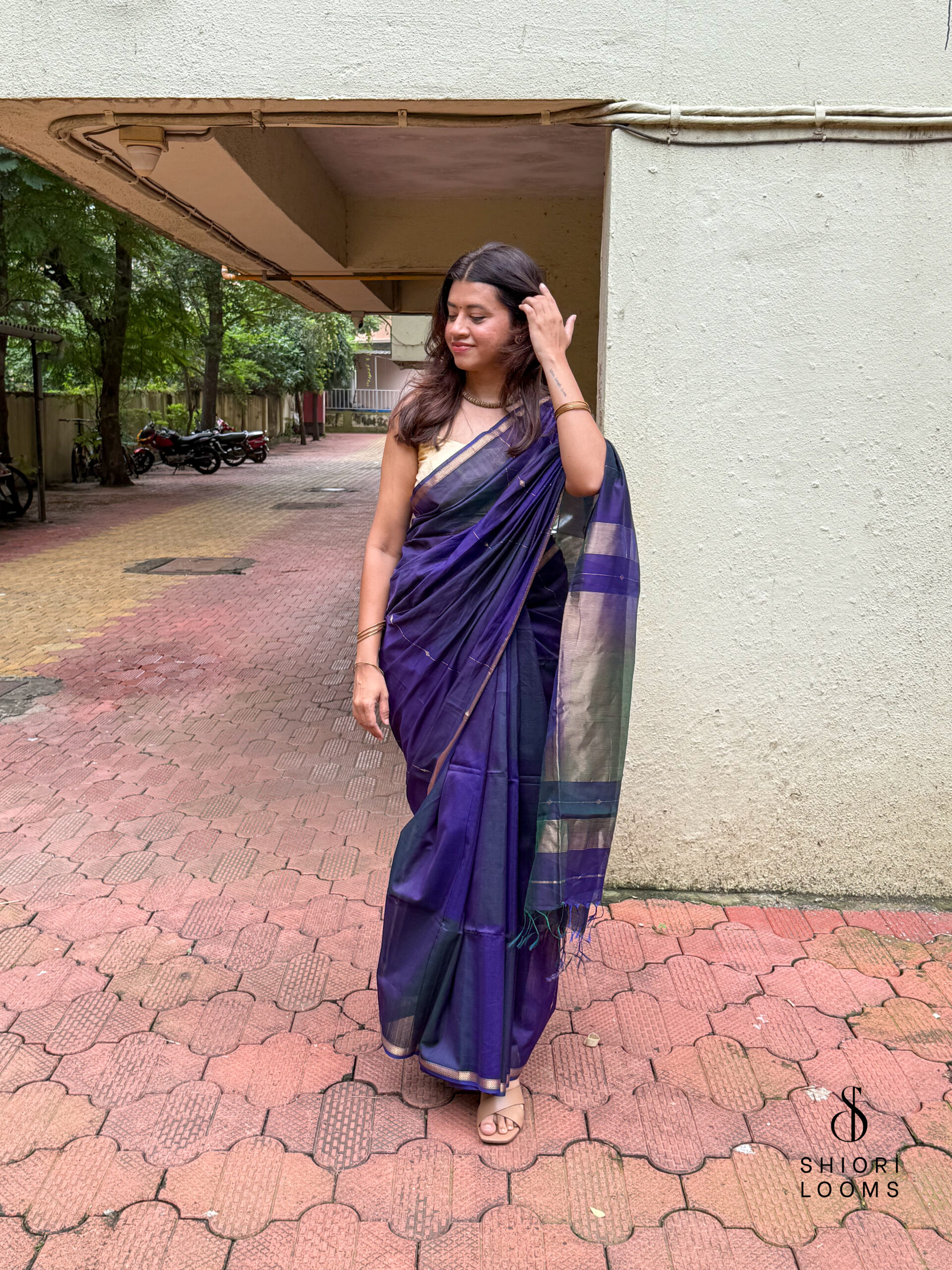 Handwoven Silk Cotton Maheshwari Saree in Violet
