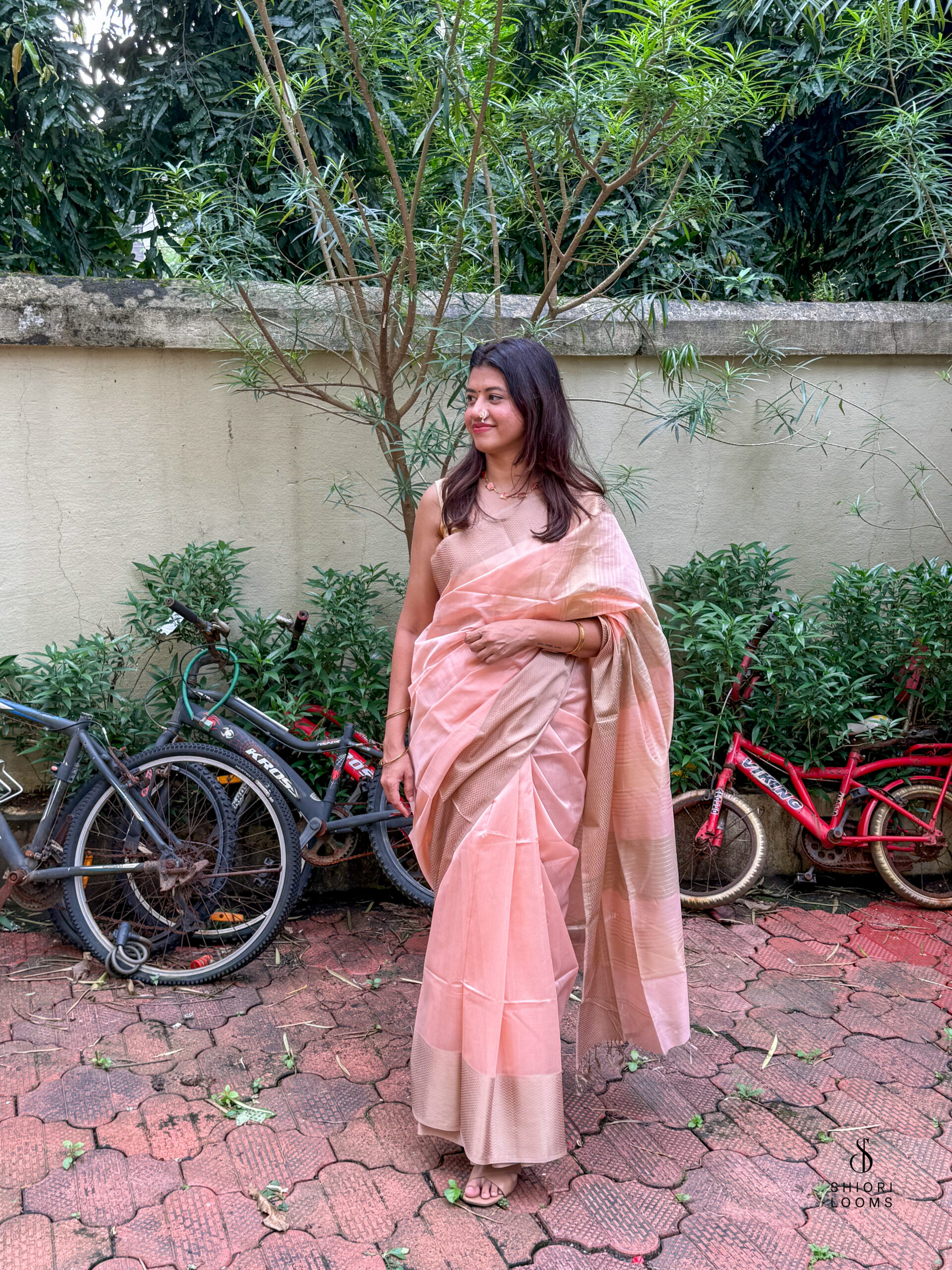 Handwoven Silk Cotton Maheshwari Saree in Pink