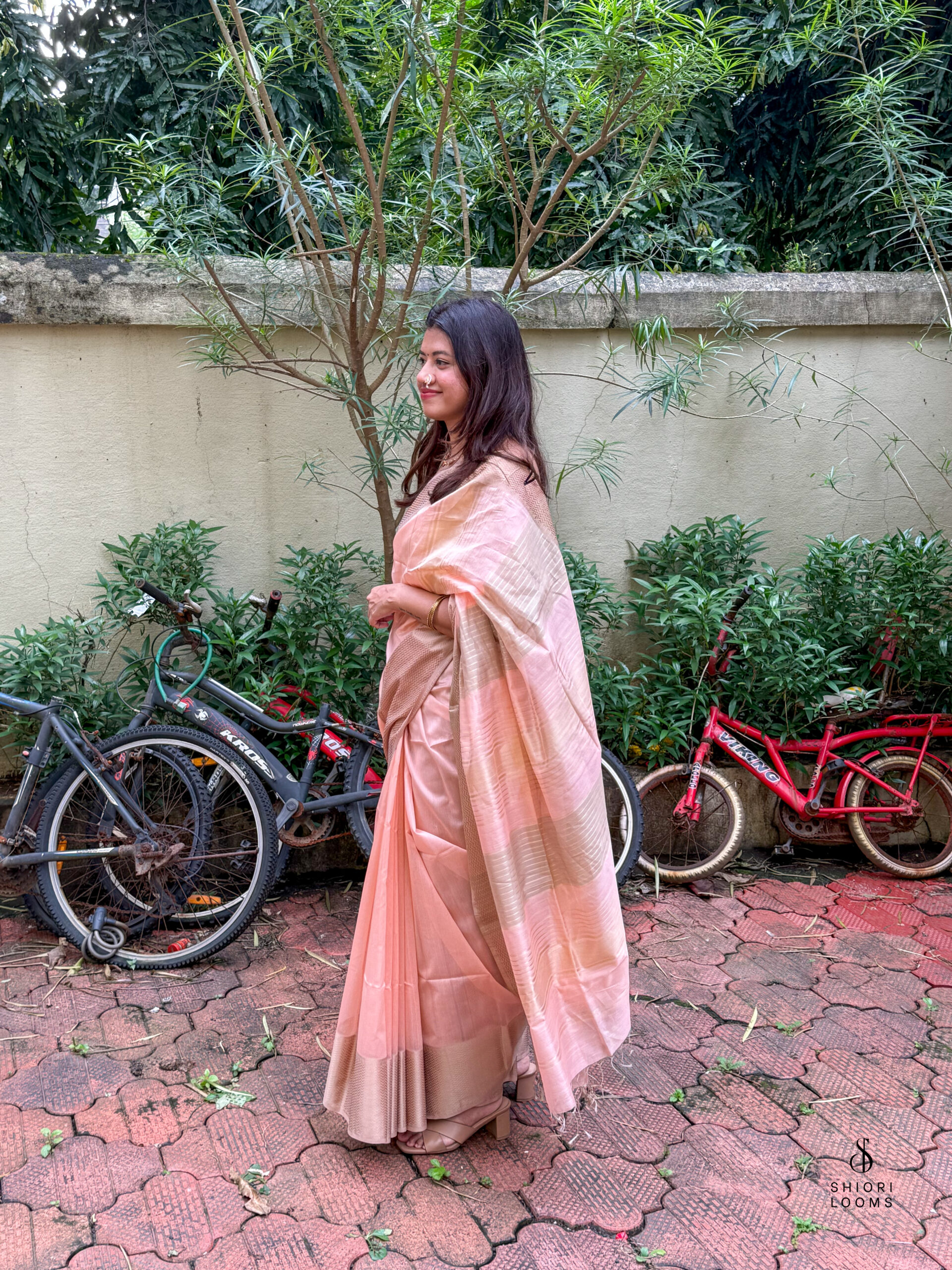 Handwoven Silk Cotton Maheshwari Saree in Pink