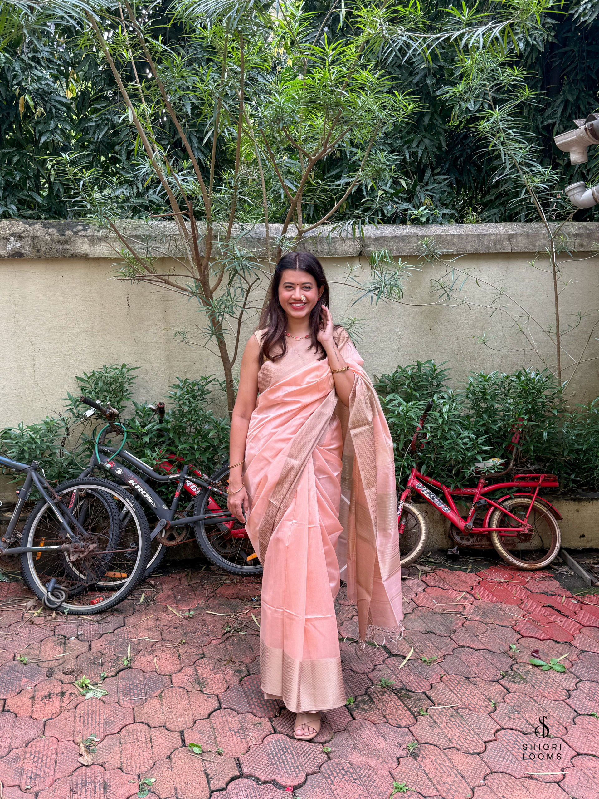 Handwoven Silk Cotton Maheshwari Saree in Pink