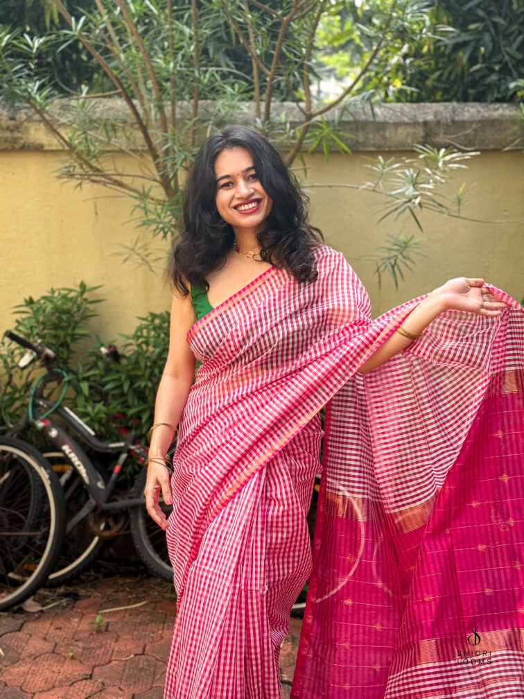 Handwoven Silk Cotton Maheshwari Saree in Pink and White Checks