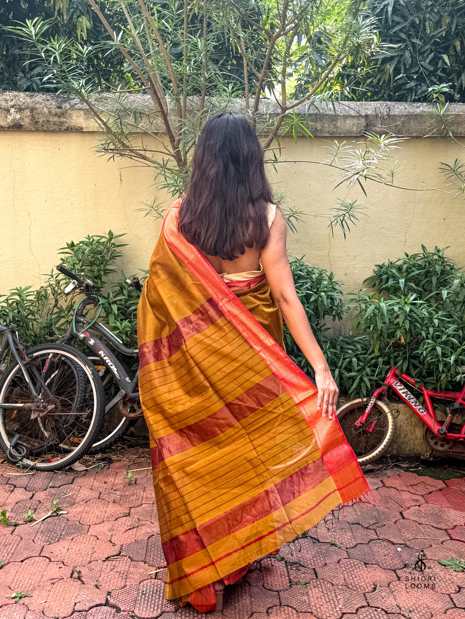 Handwoven Silk Cotton Maheshwari Saree in Mustard