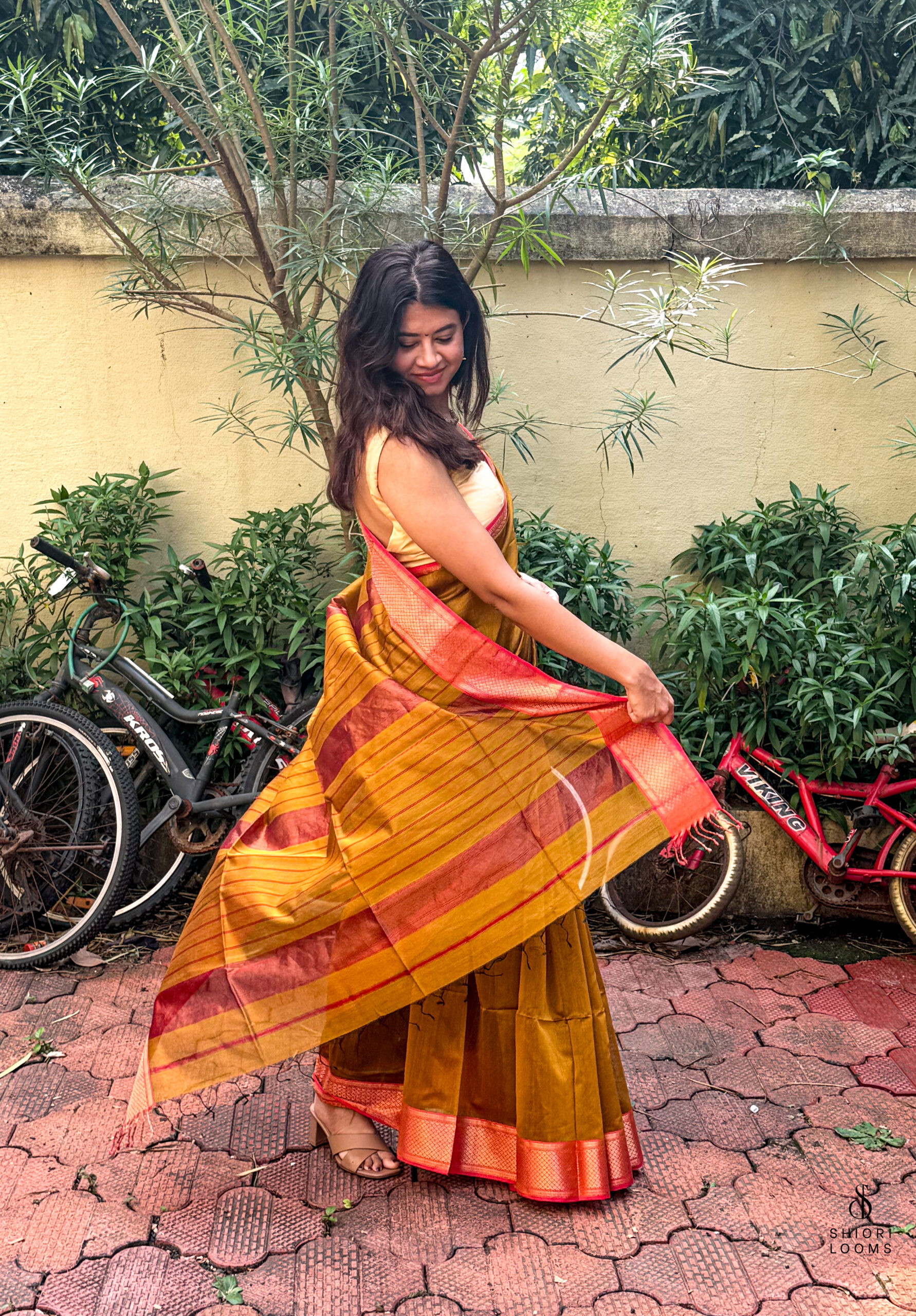 Handwoven Silk Cotton Maheshwari Saree in Mustard