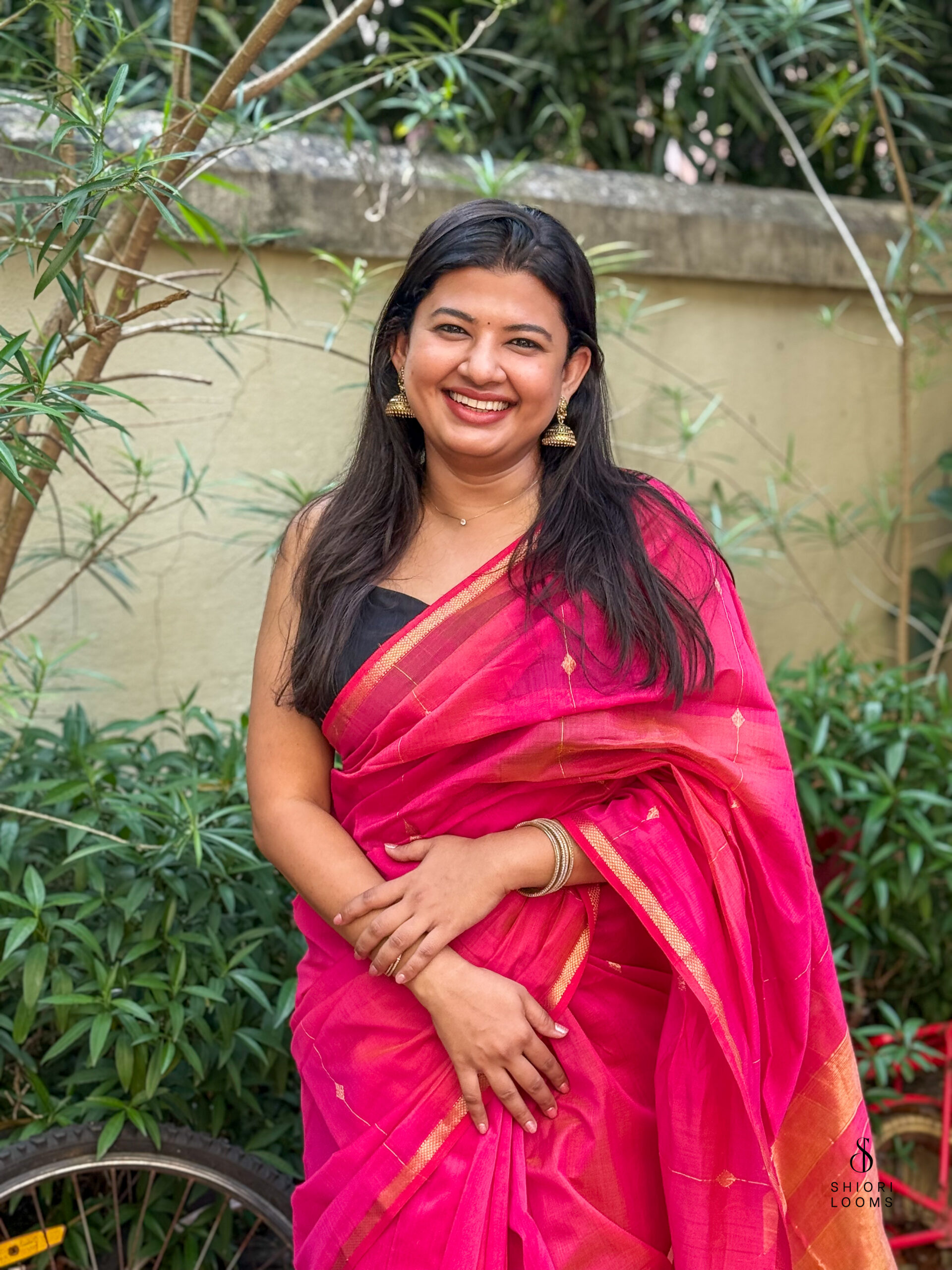 Handwoven Silk Cotton Maheshwari Saree in Shaded Pink