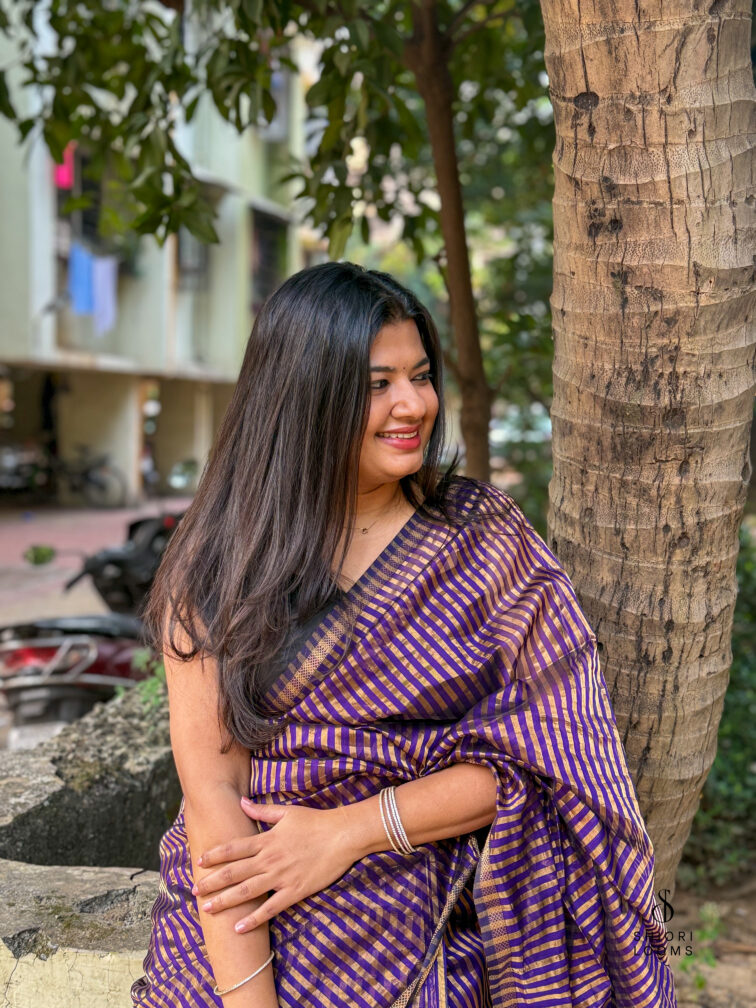 Handwoven Silk Cotton Maheshwari Saree in Violet with Tissue Stripes