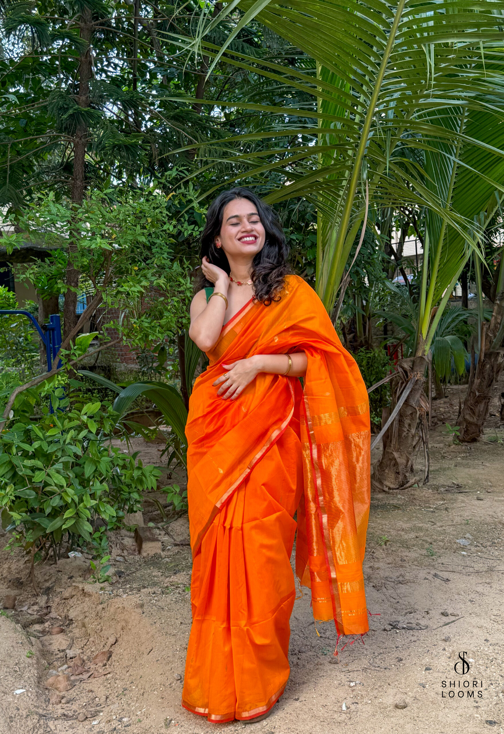 Handwoven Silk Cotton Maheshwari Saree in Shaded Yellow