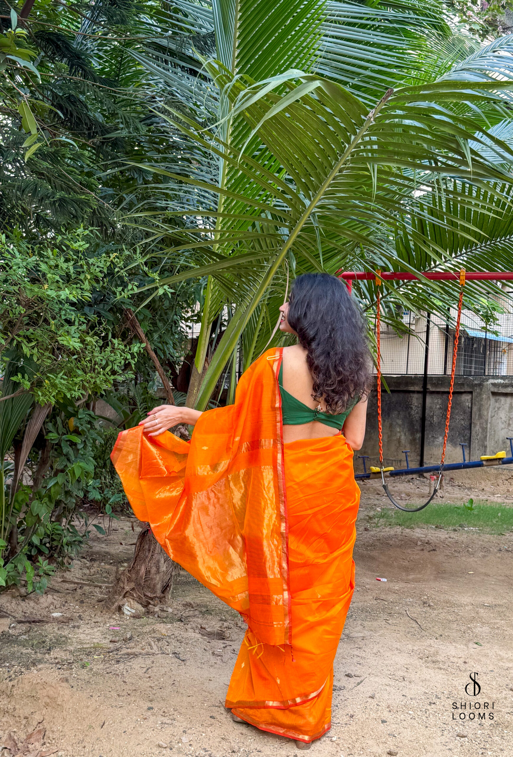 Handwoven Silk Cotton Maheshwari Saree in Shaded Yellow