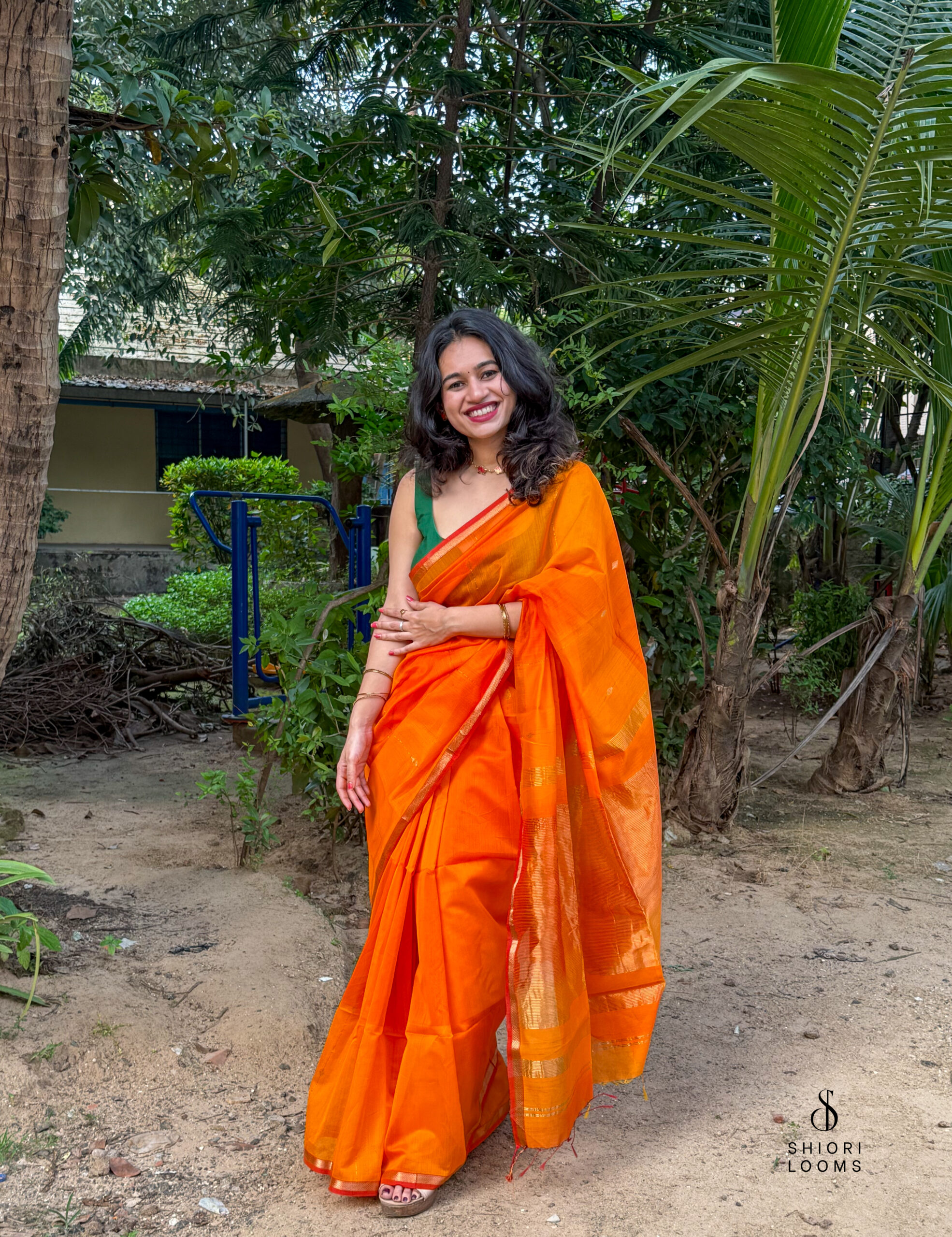 Handwoven Silk Cotton Maheshwari Saree in Shaded Yellow