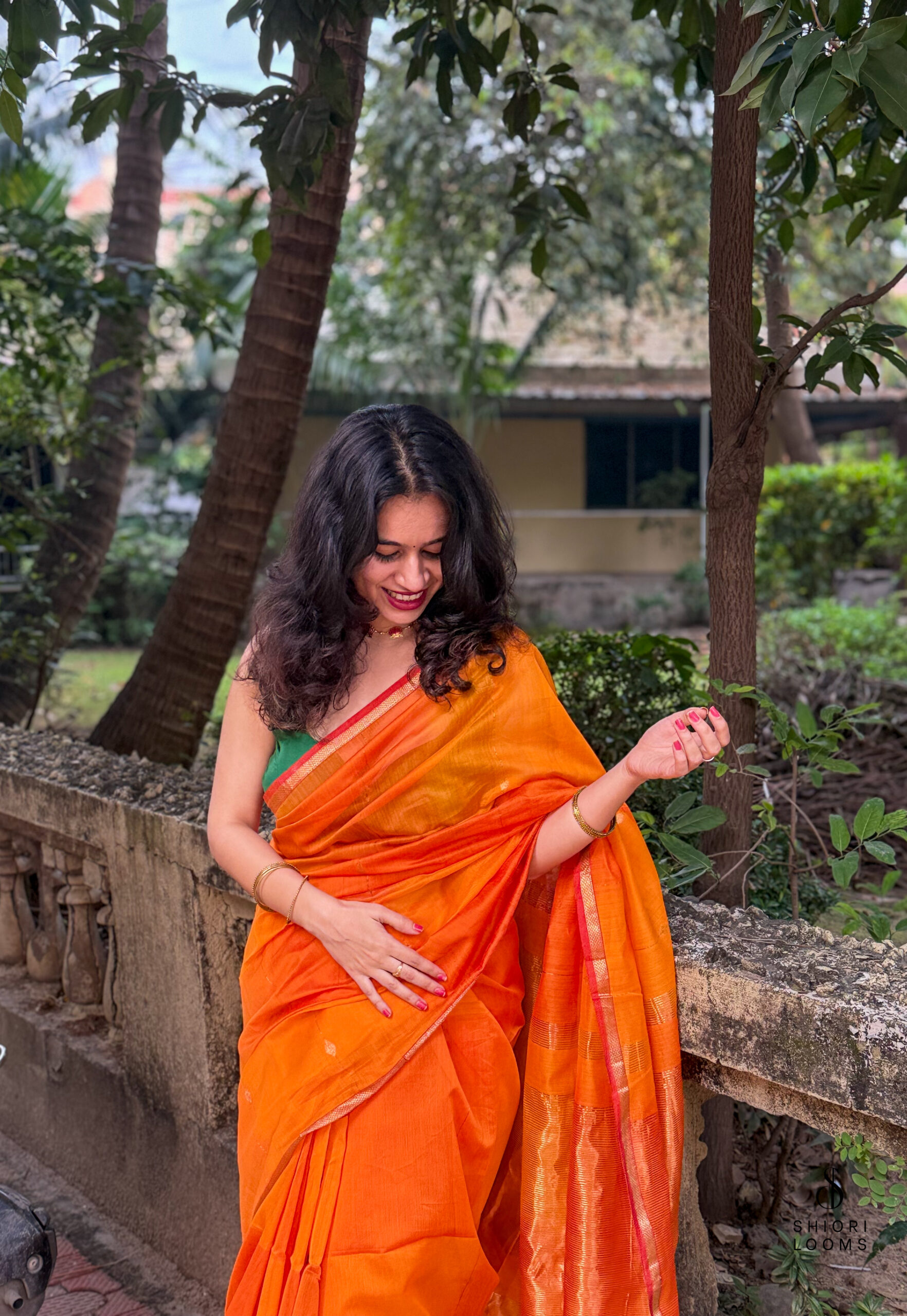 Handwoven Silk Cotton Maheshwari Saree in Shaded Yellow