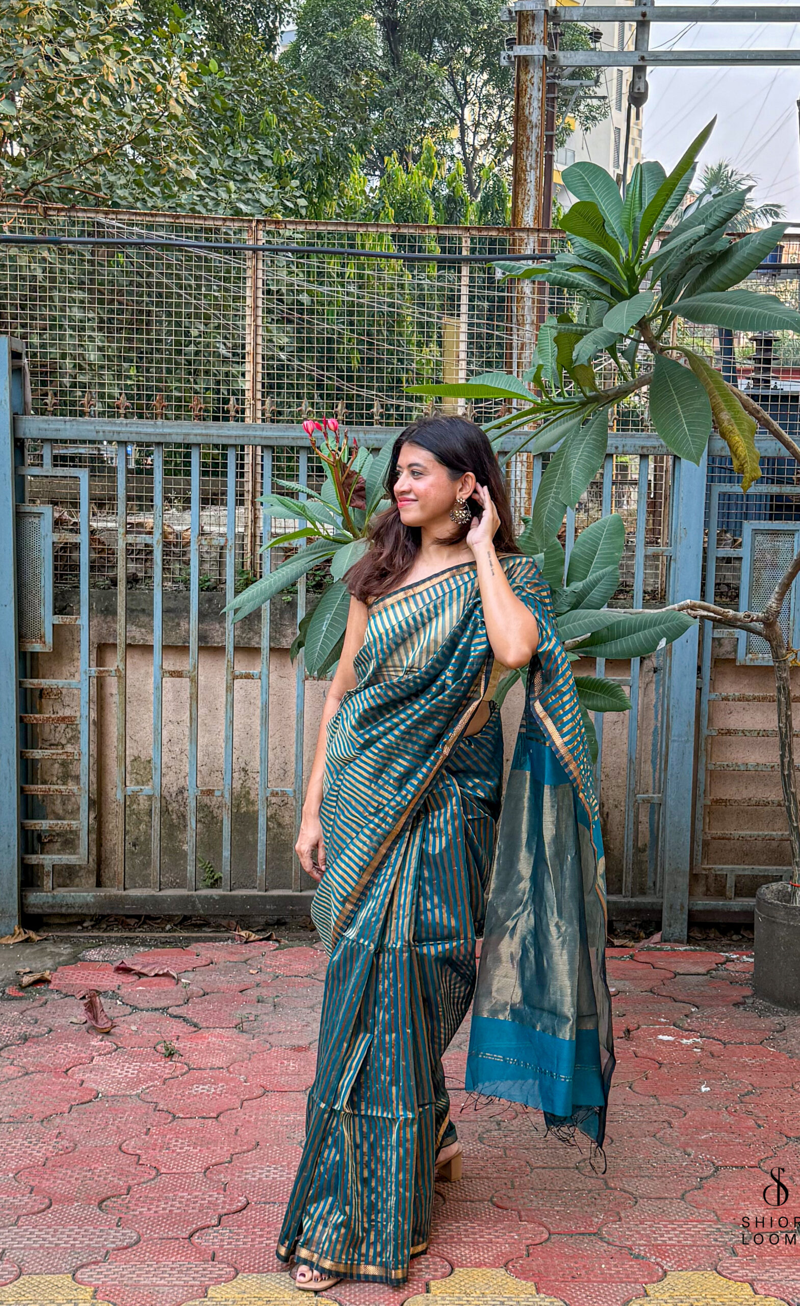 Handwoven Silk Cotton Maheshwari Saree in Peacock Blue with Tissue Stripes