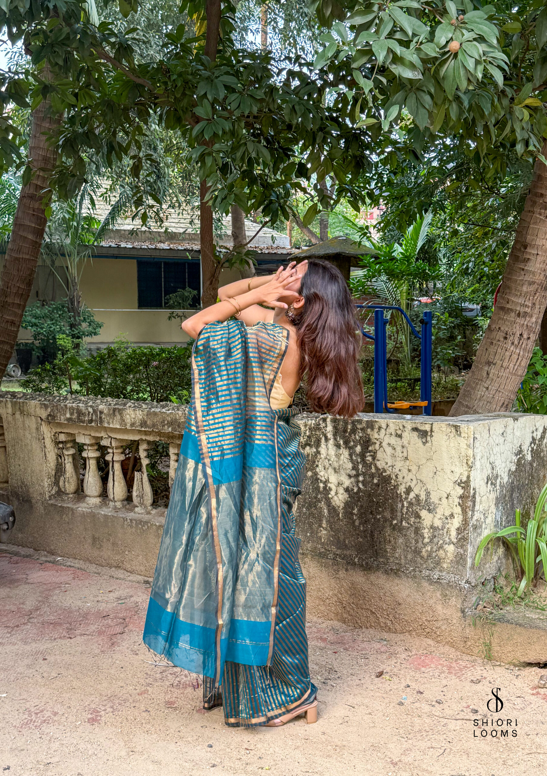 Handwoven Silk Cotton Maheshwari Saree in Peacock Blue with Tissue Stripes