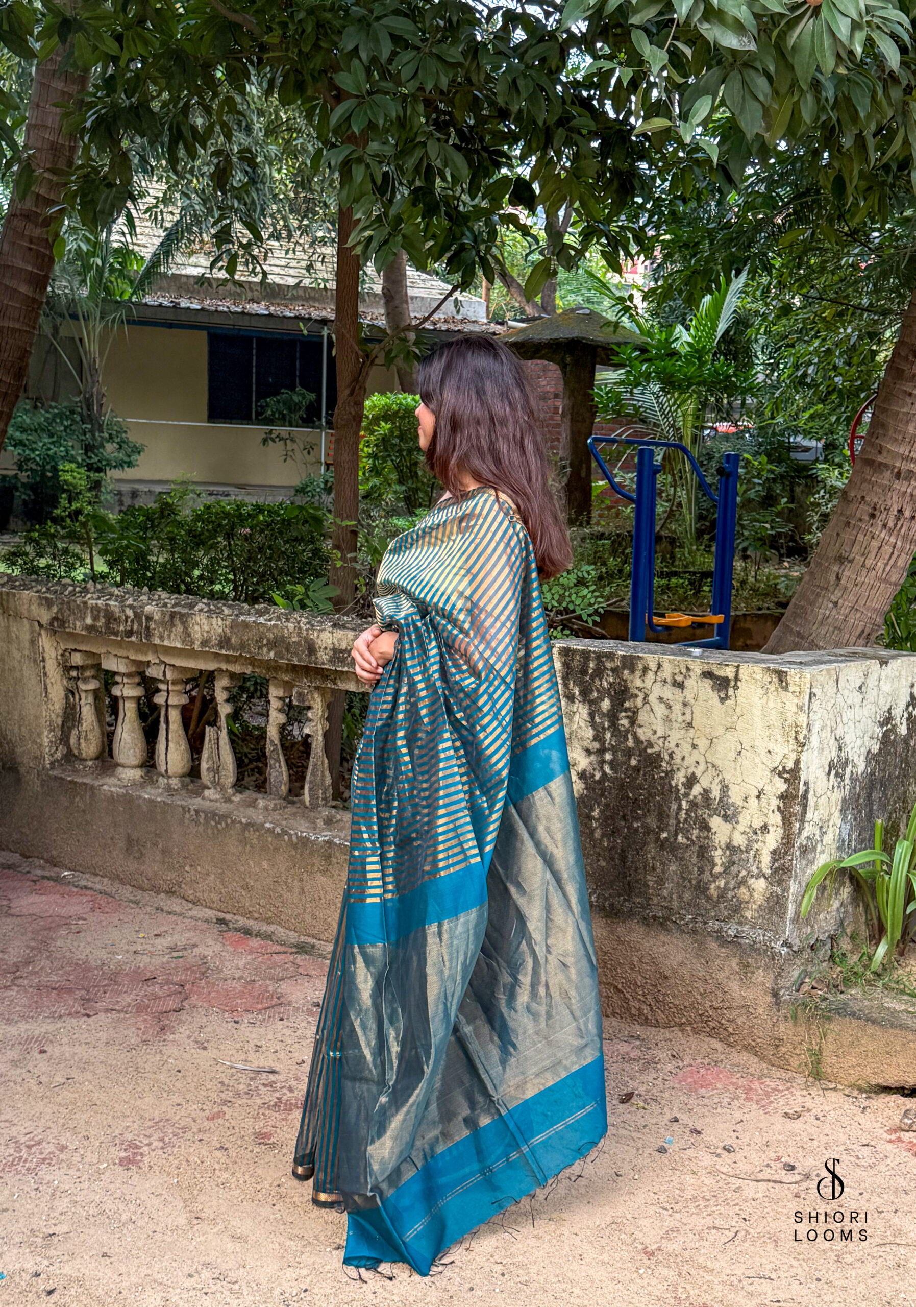 Handwoven Silk Cotton Maheshwari Saree in Peacock Blue with Tissue Stripes