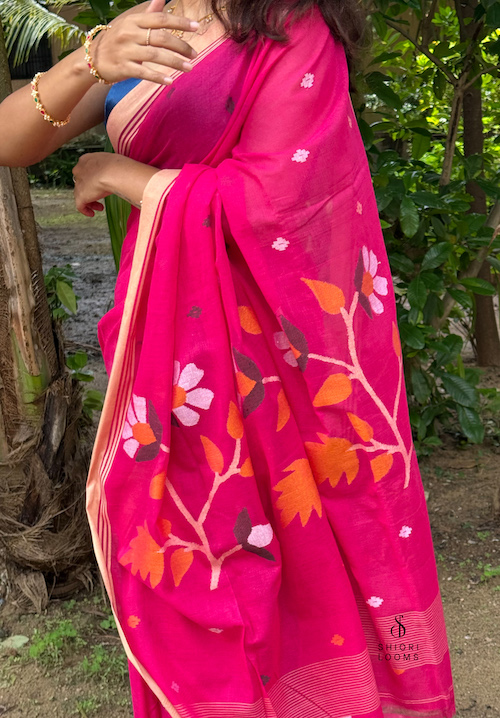 Handwoven Pure Cotton Jamdani Saree in Pink