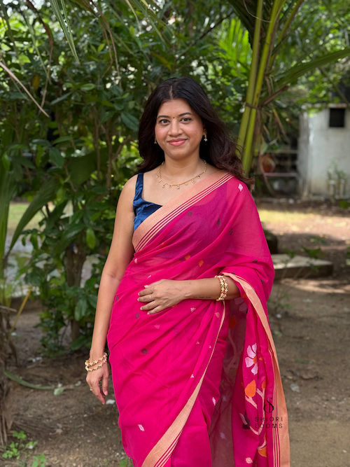 Handwoven Pure Cotton Jamdani Saree in Pink